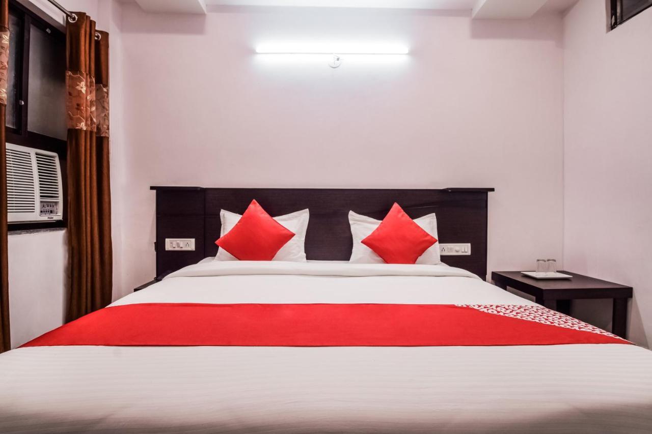 Oyo 23296 Hotel Quality Time Удайпур Екстериор снимка