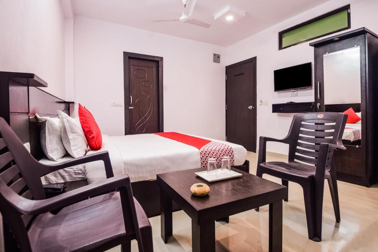 Oyo 23296 Hotel Quality Time Удайпур Екстериор снимка