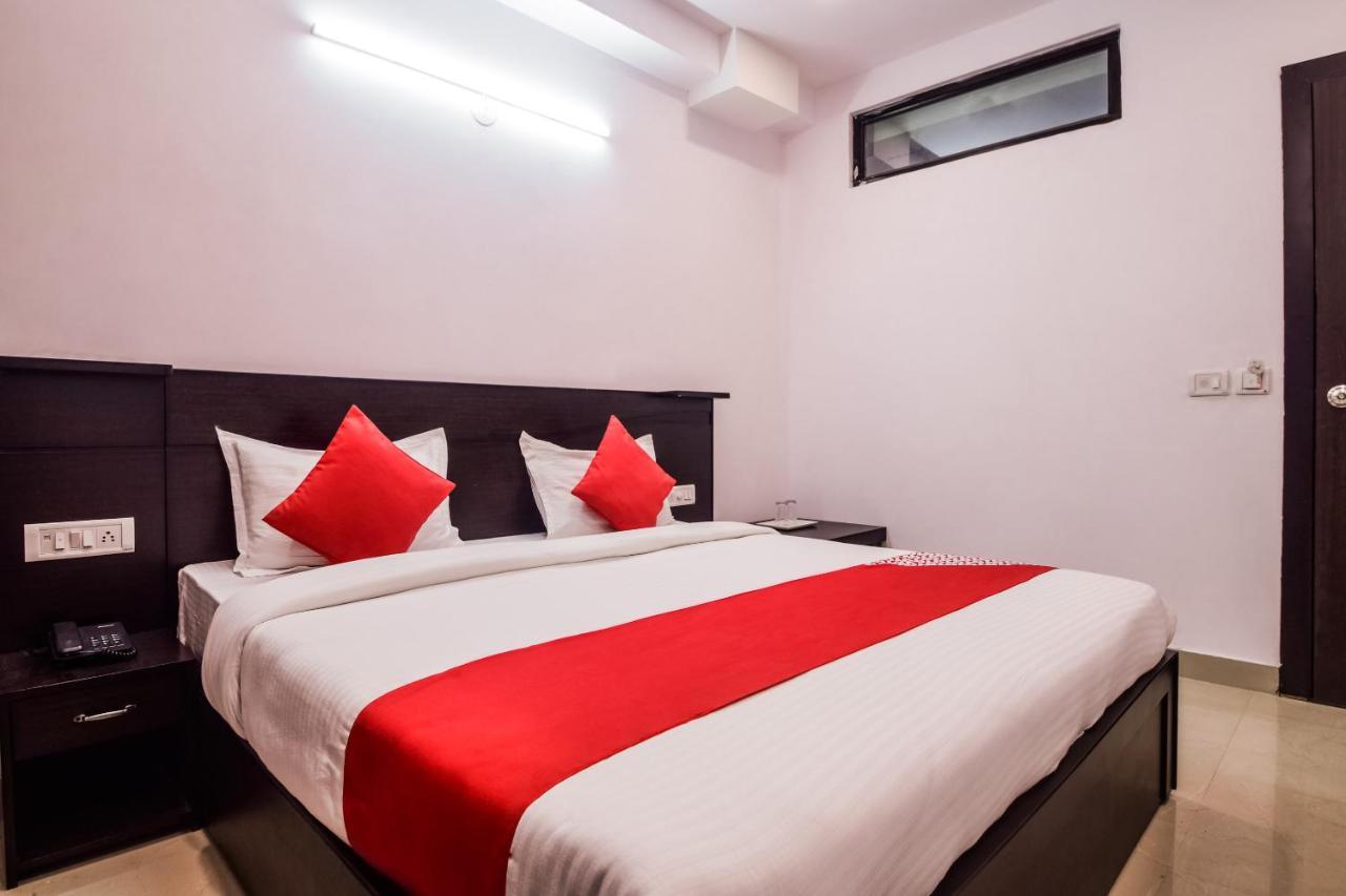 Oyo 23296 Hotel Quality Time Удайпур Екстериор снимка