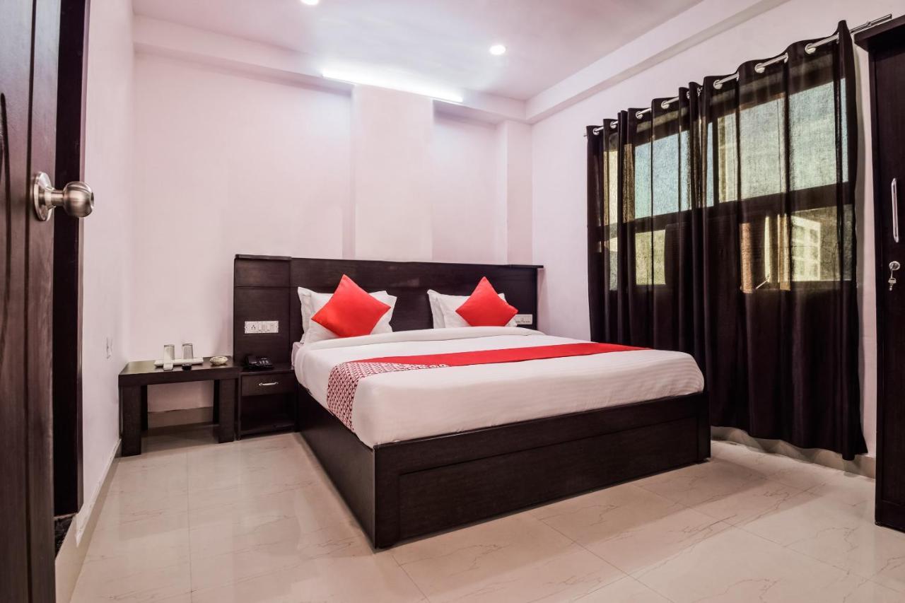 Oyo 23296 Hotel Quality Time Удайпур Екстериор снимка